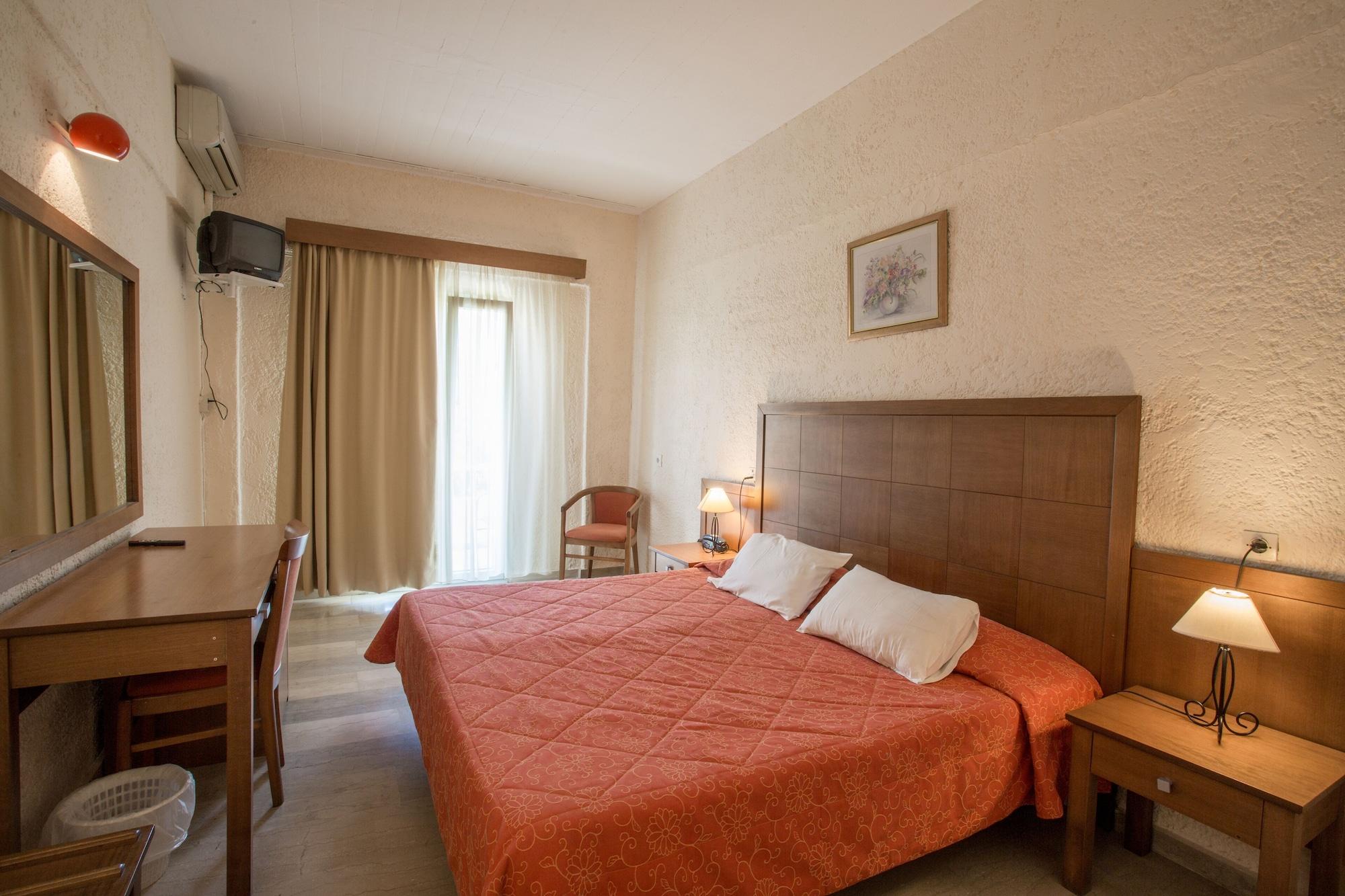 Popi Star Hotel Гувия Екстериор снимка