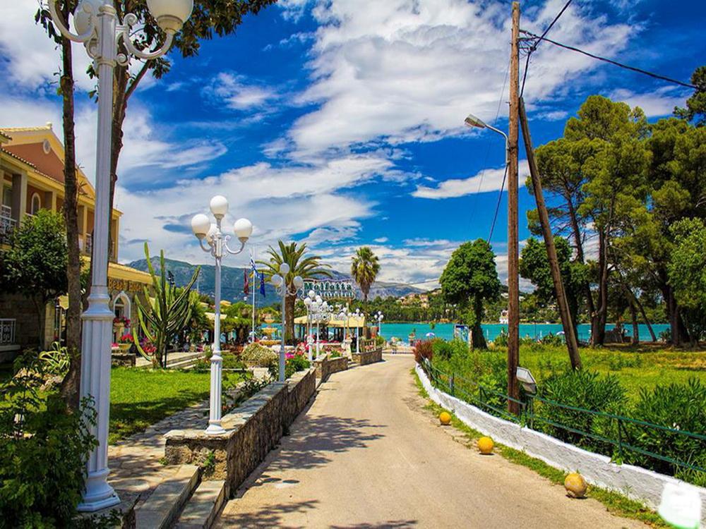 Popi Star Hotel Гувия Екстериор снимка