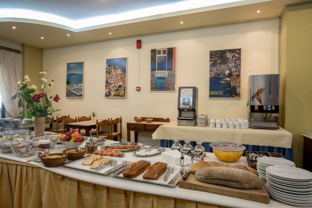 Popi Star Hotel Гувия Екстериор снимка